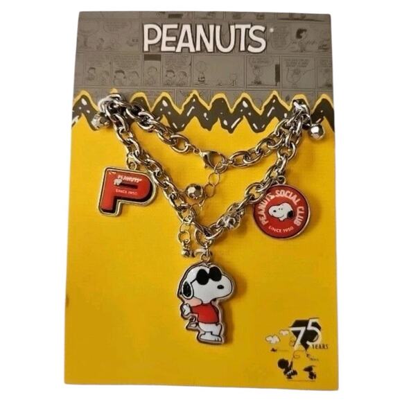 Peanuts Snoopy social club Bracelet Charms Silver Tone New cartoon - Picture 1 of 6